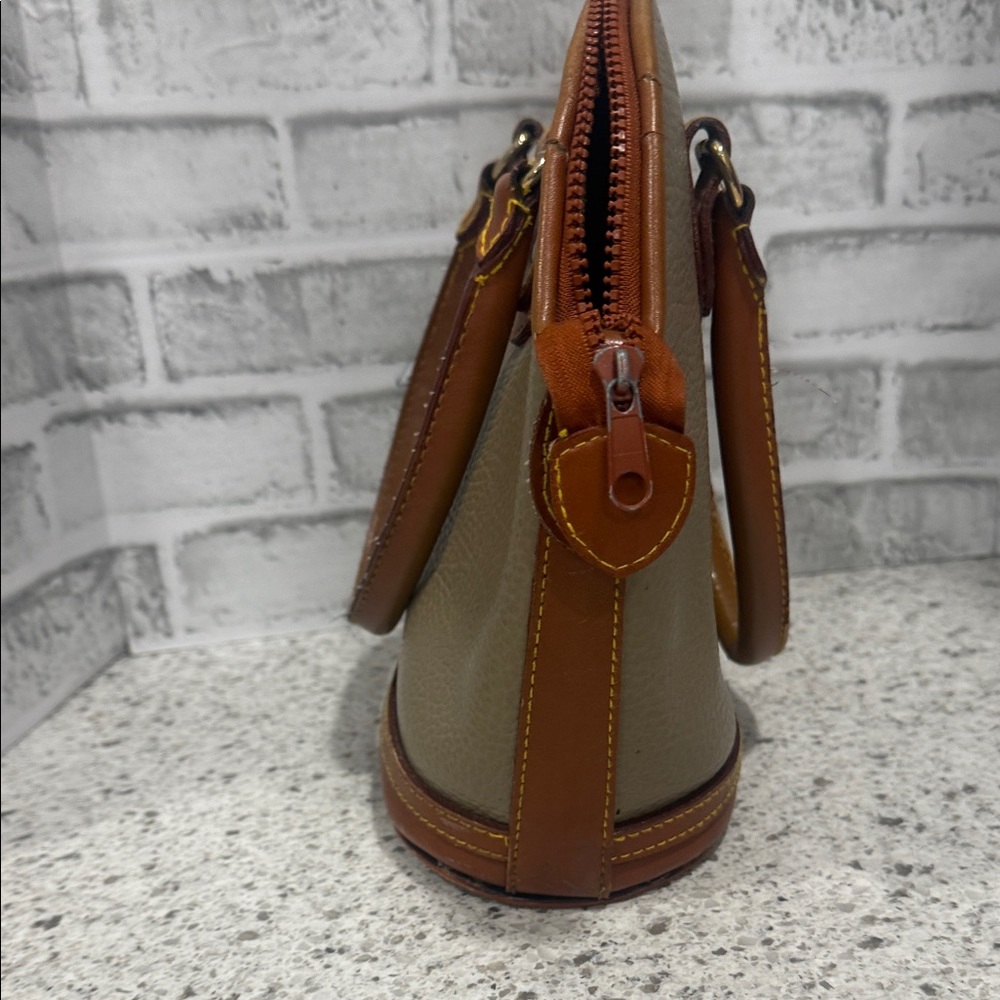 Vintage Dooney & Bourke All-Weather Leather Norfolk Satchel in Taupe - Picture 7 of 11